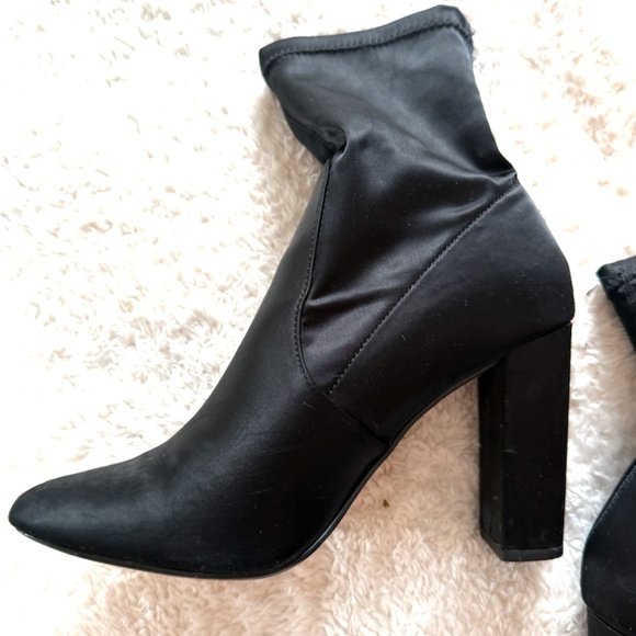Express Black Satin Ankle Sock Boot Booties Size 8 - Picture 6 of 9